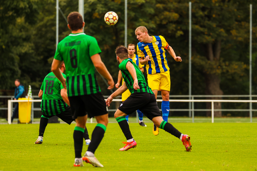 FC Rokycany vs FC Viktoria Mariánské Lázně (11 of 42)