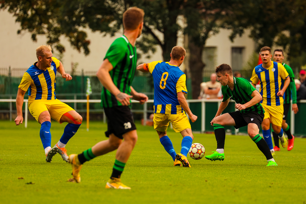 FC Rokycany vs FC Viktoria Mariánské Lázně (19 of 42)