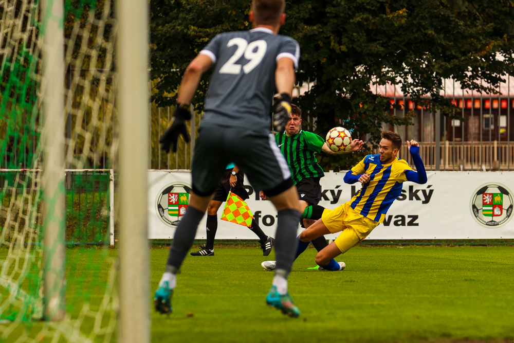 FC Rokycany vs FC Viktoria Mariánské Lázně (2 of 42)