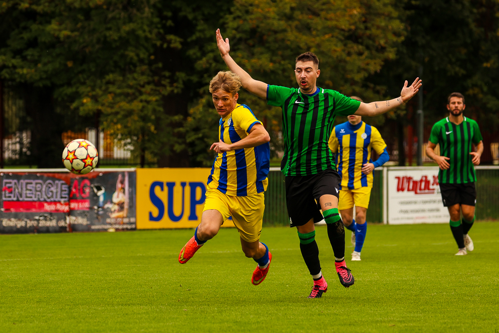 FC Rokycany vs FC Viktoria Mariánské Lázně (4 of 42)