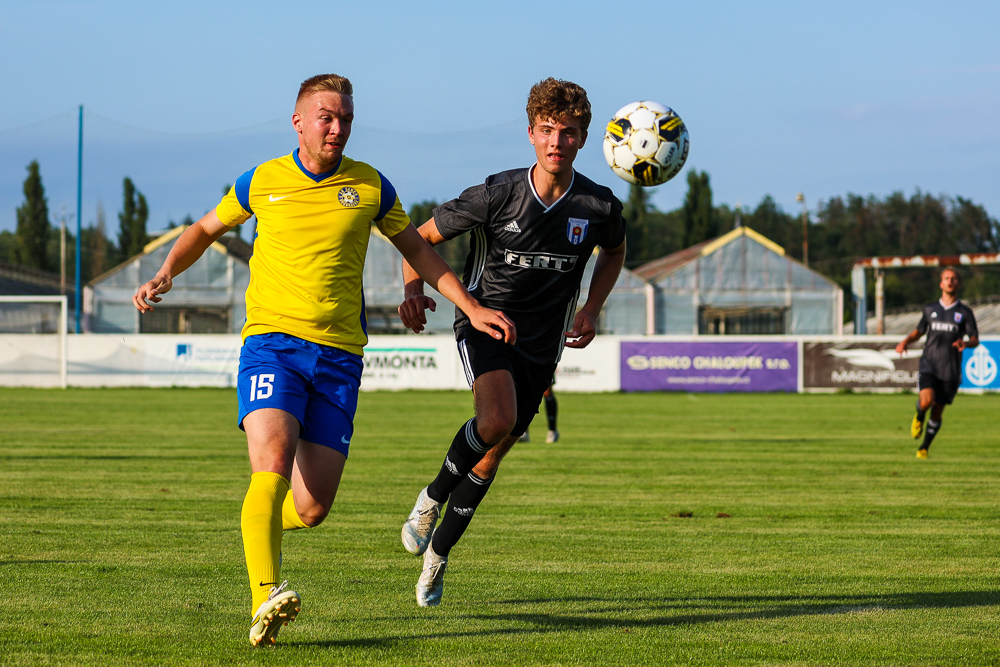 SK Senco Dobravka vs TJ Spartak Soběslav (63 of 47)