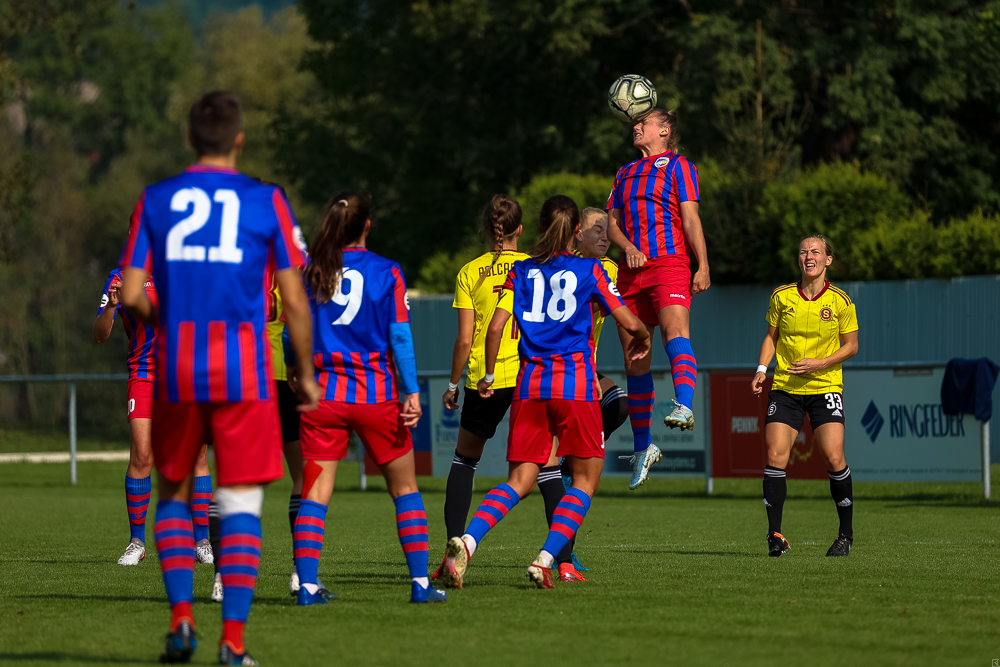 W FC Viktoria Plzeň vs AC Sparta Praha (17 z 75)