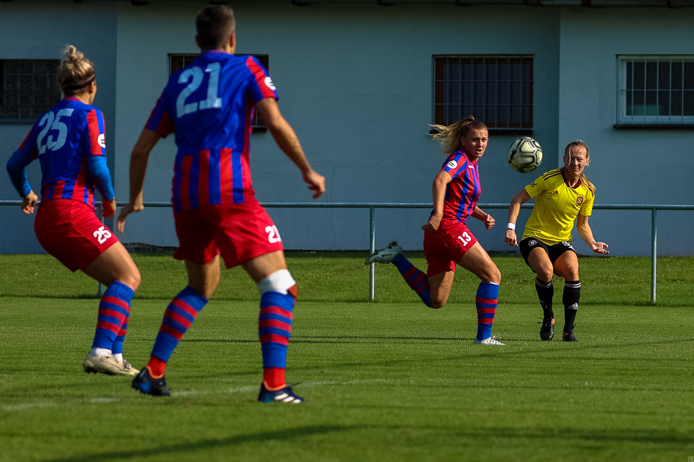W FC Viktoria Plzeň vs AC Sparta Praha (22 z 75)
