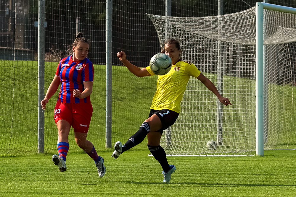 W FC Viktoria Plzeň vs AC Sparta Praha (34 z 75)