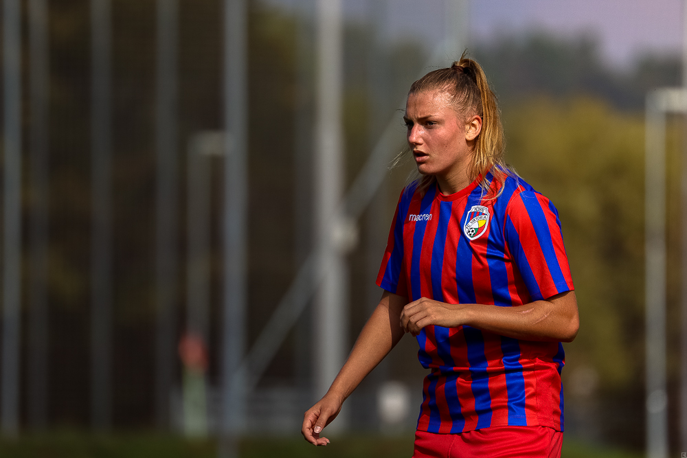 W FC Viktoria Plzeň vs AC Sparta Praha (42 z 75)