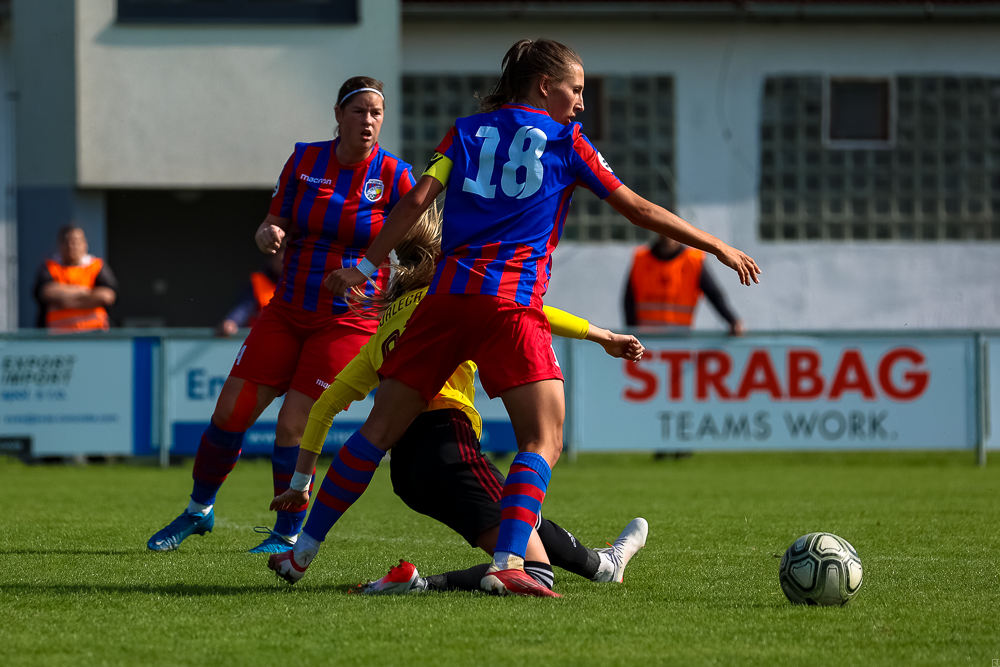 W FC Viktoria Plzeň vs AC Sparta Praha (48 z 75)