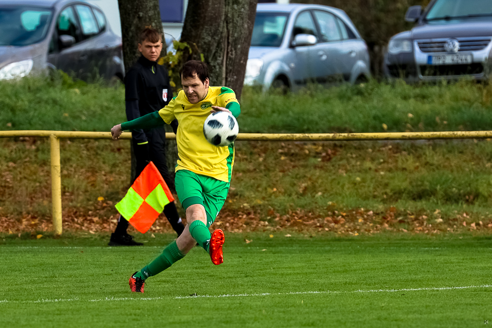 TJ Sokol Lužany vs TJ Slavoj Dvorec (10 z 75)