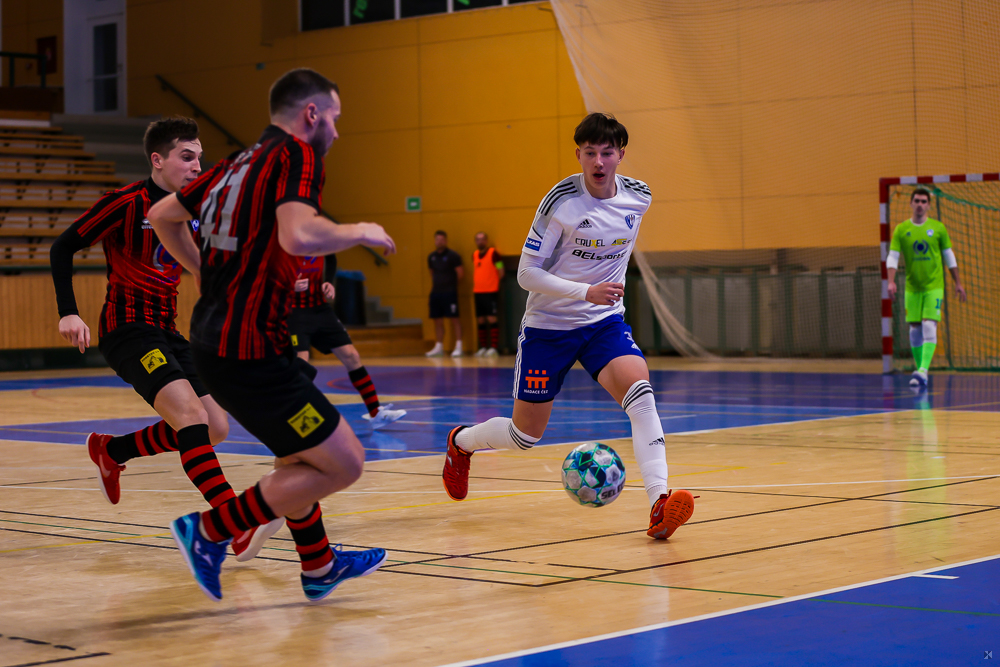 SK Interobal Plzeň vs SK Olympik Mělník (67 of 93)