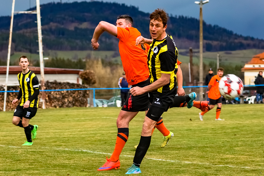 Tatran Dlouhá Ves vs Sokol Hradešice (40 z 53)