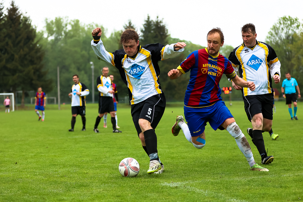 TJ Svatobor Hrádek vs SK Kovodružstvo Strážov (39 z 57)