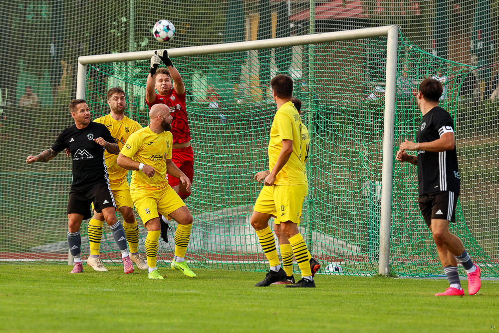 TJ Baník Stříbro vs TJ Sokol Lhota-17